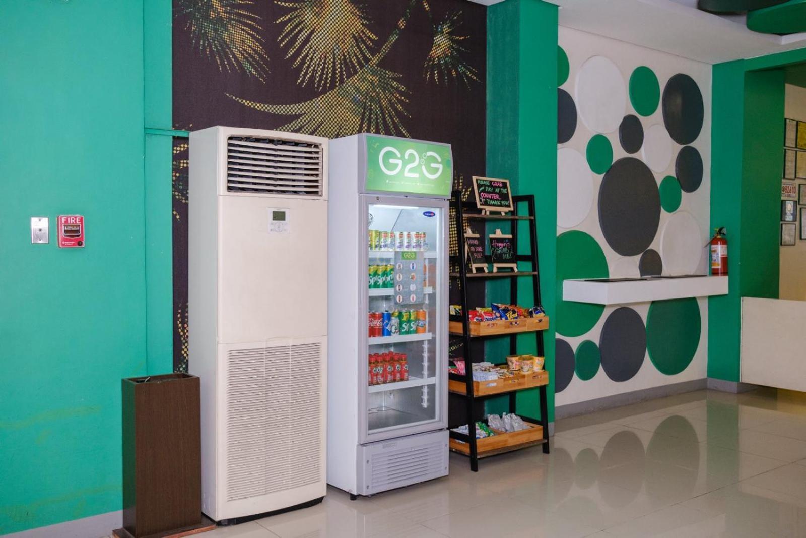 达沃兰昂出发酒店 外观 照片